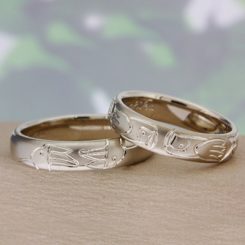 浜松　シャンパンゴールド結婚指輪・鍛造　好きな鳥は何？