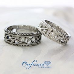浜松　プラチナ結婚指輪　アンティークな雰囲気の幅広透かし唐草