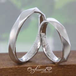 【オーダーメイド結婚指輪】ねじったようなリング　手書きのイラストもOK！