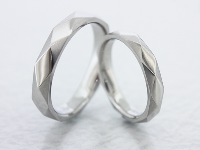 浜松　プラチナ【オーダーメイド結婚指輪】ひし形カットのスタイリッシュなデザイン