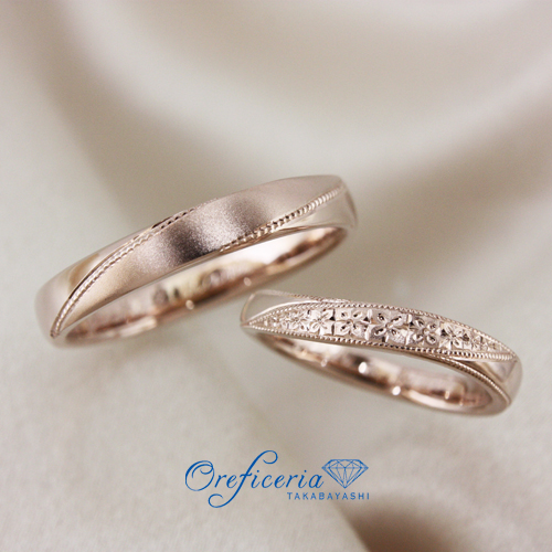 【オーダーメイド結婚指輪】繊細なタガネ彫りで勿忘草（ワスレナグサ）を表現