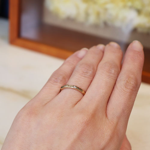 浜松　ゴールド【オーダーメイド結婚指輪】やわらかい雰囲気の鎚目