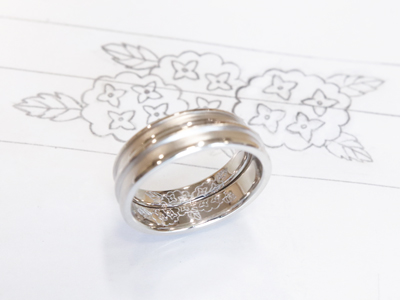 浜松【オーダーメイド結婚指輪】リングの内側でオリジナルを表現（アジサイ）デザイン画