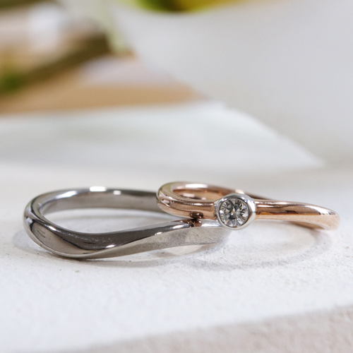 浜松　ゴールド結婚指輪・鍛造　コロンとした丸みがかわいい