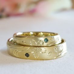 浜松　結婚指輪・鍛造　桜舞うグリーンゴールドのリング