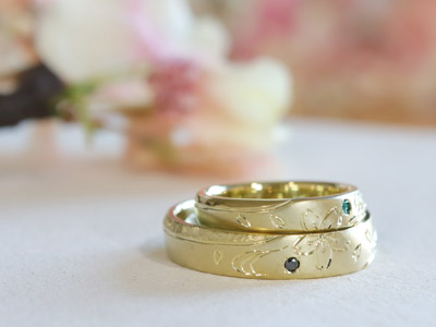 浜松　ゴールド【オーダーメイド結婚指輪】桜舞うグリーンゴールドのリング