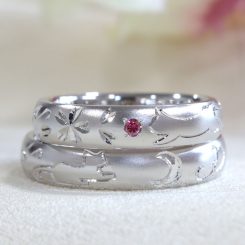 【オーダーメイド結婚指輪】猫好きさんのためのリング