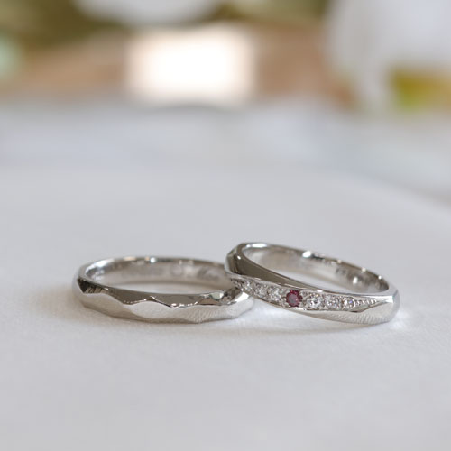 浜松　プラチナ【オーダーメイド結婚指輪】　スマイルマークに願いを込めて…