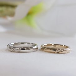 【オーダーメイド結婚指輪】甲丸と唐草彫りの両面を楽しめるリバーシブル