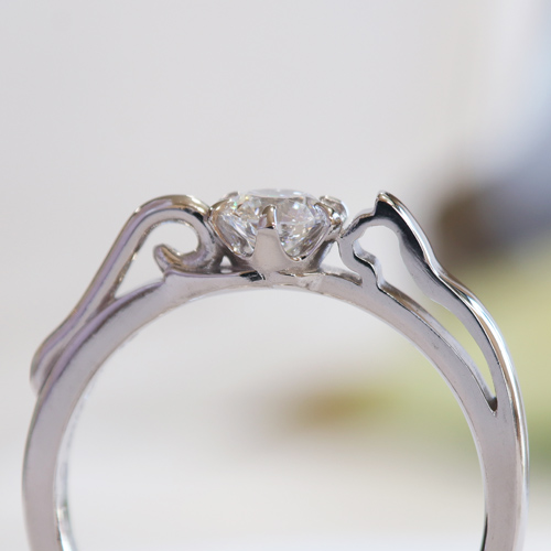 婚約指輪　枠代(Pt900)　90,000円(税抜)～ネコ好きさんに贈りたい婚約指輪