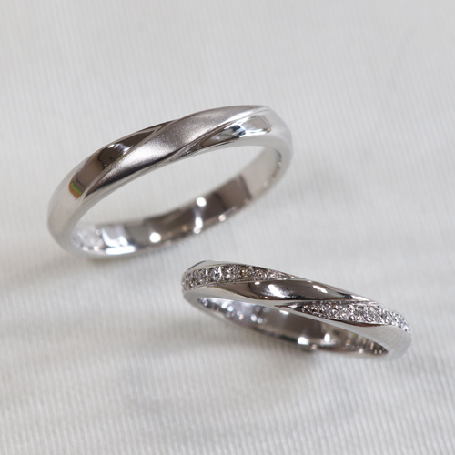浜松　プラチナ【手作り結婚指輪】ダイヤ、プラチナ、ダイヤの３ライン