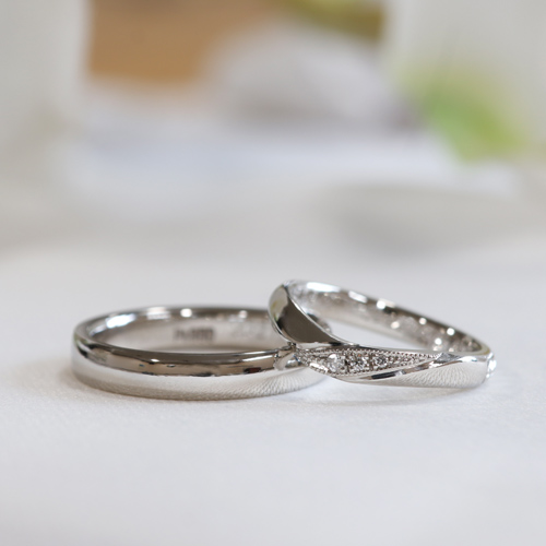 浜松　プラチナ【オーダーメイド結婚指輪】オリーブ彫りとシンプル、きょうはどっち？