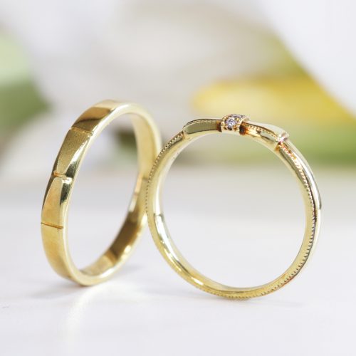 【オーダーメイド結婚指輪】グリーンゴールドリボンリング