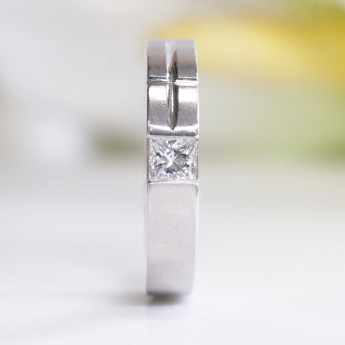 浜松【婚約指輪】プラチナ　0.2カラット　プリンセスカットダイヤモンド