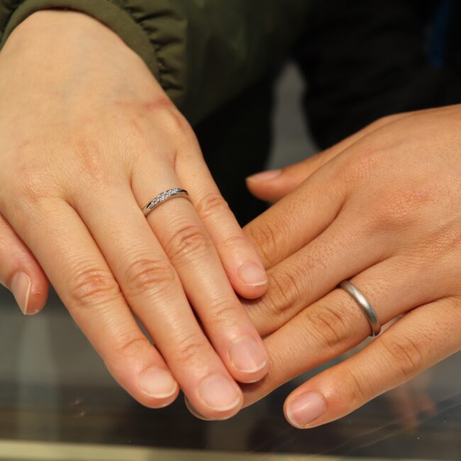 浜松　結婚指輪　ストレート×マットとウェーブ×ダイヤモンド