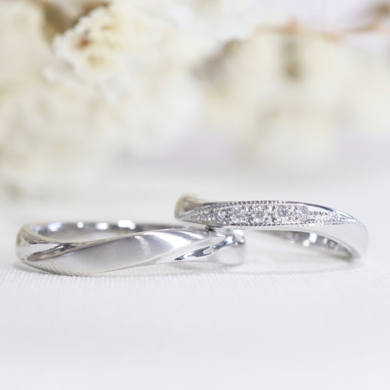 浜松　結婚指輪／刻印で表現－情熱のバラ
