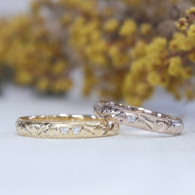 浜松　オーダーメイド結婚指輪／ゴールドの唐草彫り記念リング