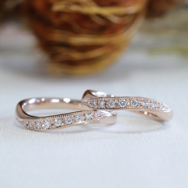浜松　オーダーメイド結婚指輪／ピンクゴールドに9石のダイヤモンドが輝く結婚指輪