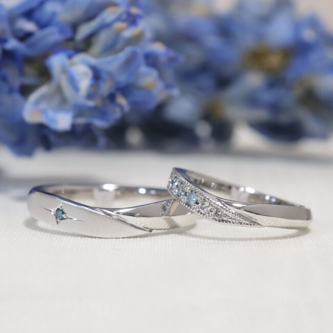 オーダーメイド結婚指輪／お揃いのブルーのカラーダイヤ