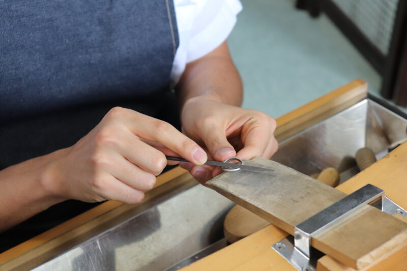 手作り結婚指輪「とても貴重な体験ができたと満足しています」